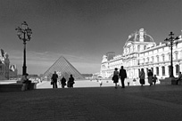 Pyramide du Louvre